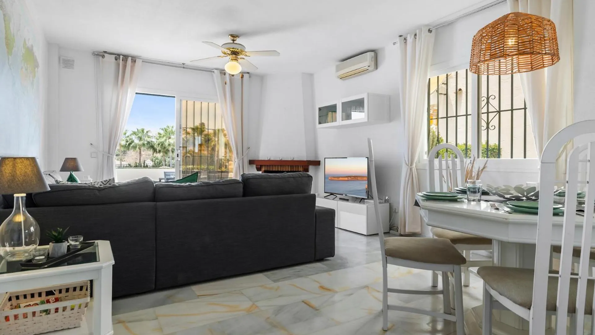 Super Cozy Apartment In Calahonda By Costarentals - Ref 124 Sitio de Calahonda