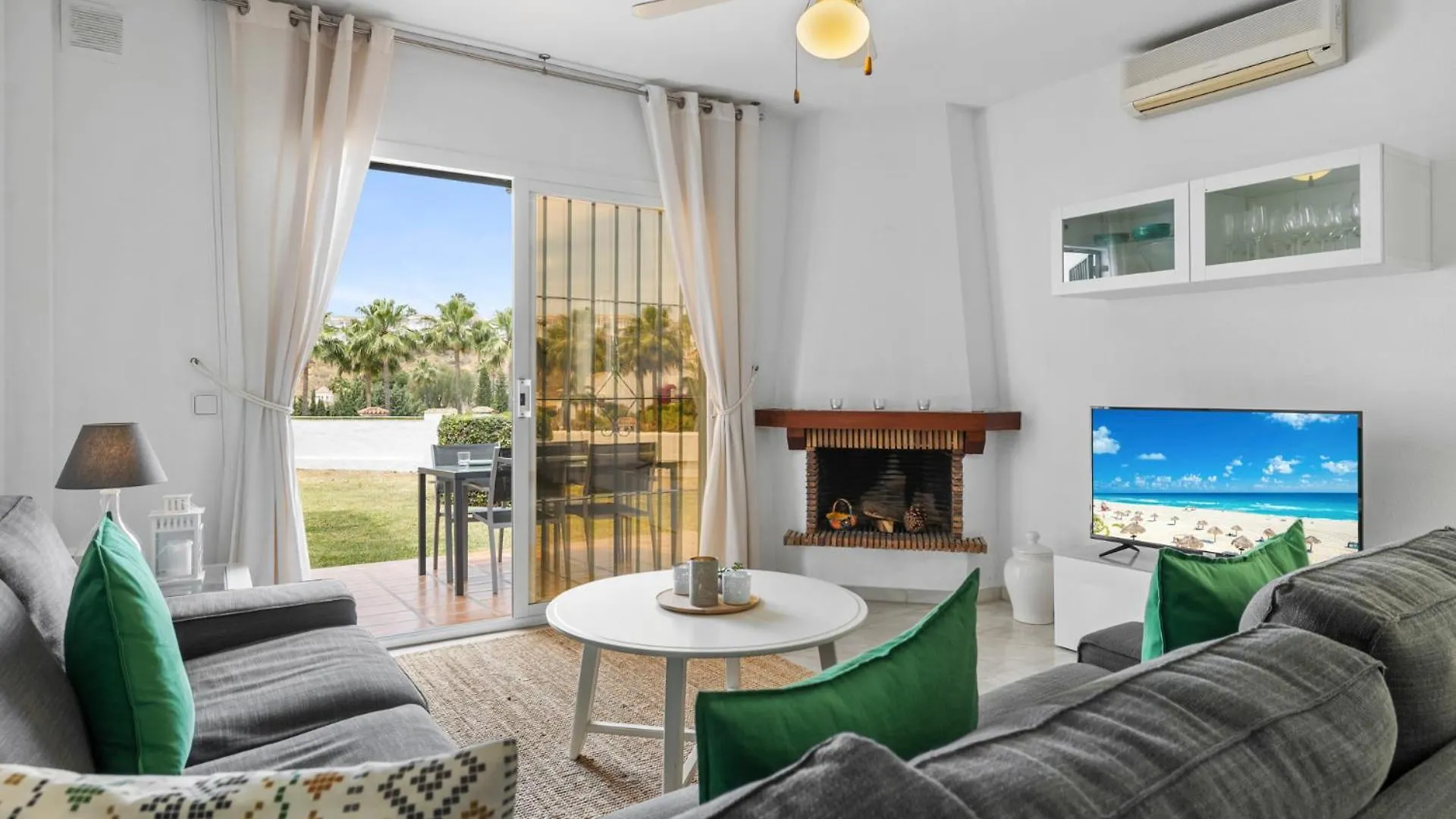 Super Cozy Apartment In Calahonda By Costarentals - Ref 124 Sitio de Calahonda